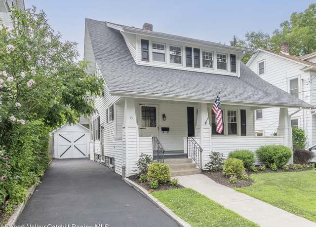 Property at 15 Len Ct, Kingston, NY 12401, 3 beds, 1 bath