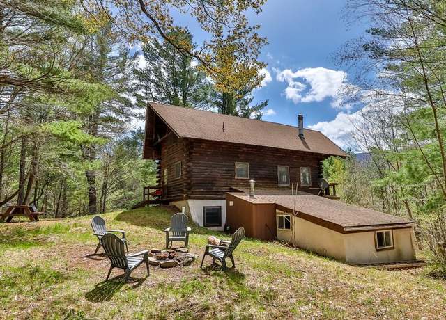 Property at 203 Overlook Drive Dr, Jewett, NY 12442, 3 beds, 1.5 baths