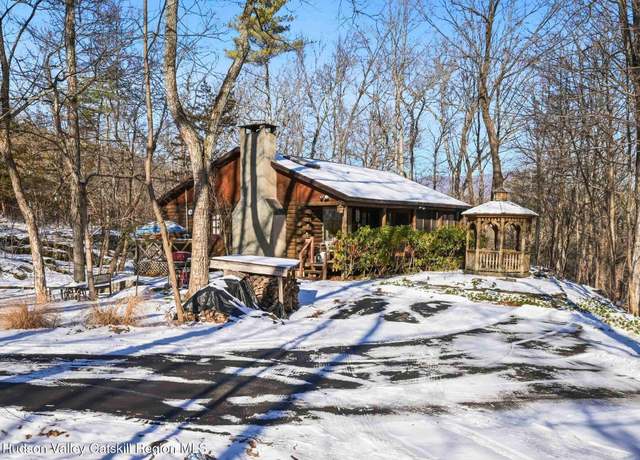 Property at 203 Maverick Rd, Woodstock, NY 12498, 2 beds, 1.5 baths