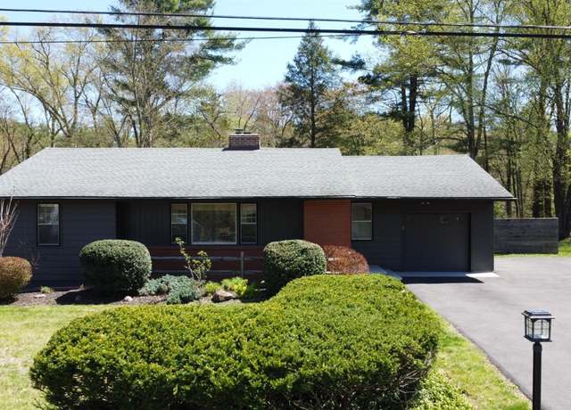 Property at 26 Wayside Dr, Hurley, NY 12443, 3 beds, 1 bath