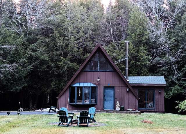 Property at 86 Spruce Dr. Dr, Jewett, NY, 2 beds, 1 bath