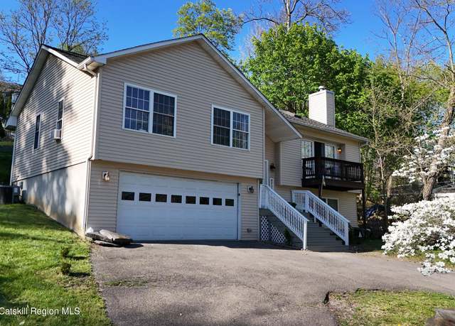 Property at 87 Dock Street St, Saugerties, NY 12477, 3 beds, 3 baths