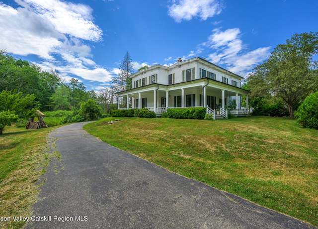 Property at 19 Lovers Ln, New Lebanon, NY 12125, 5 beds, 3 baths