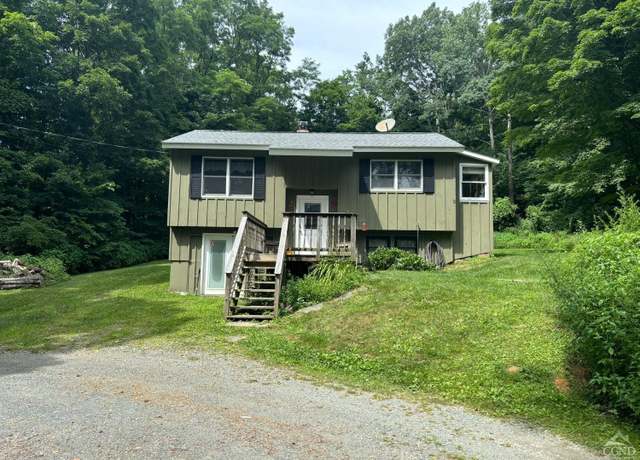 Property at 394 Peaceful Valley Rd, Canaan, NY 12029, 2 beds, 2 baths