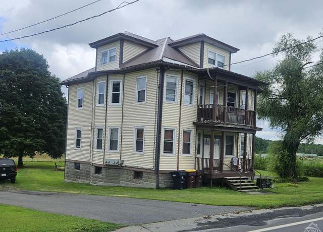 Property at 102 Bridge St St, Bethlehem, NY 12158, 5 beds
