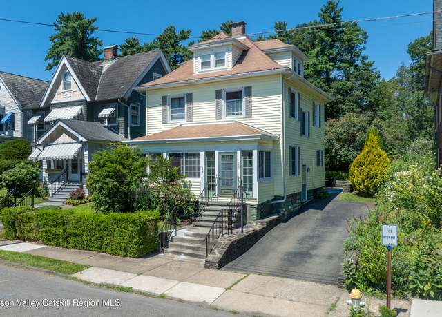 Property at 277 W Chestnut St, Kingston, NY 12401, 4 beds, 1.5 baths
