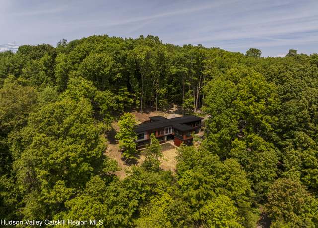 Property at 490 Old Route 82, Craryville, NY 12521, 3 beds, 3 baths