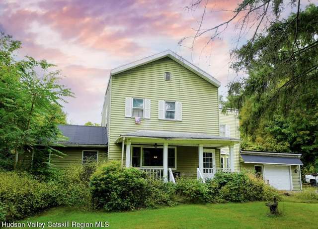 Property at 125 County Route 26a, Stuyvesant, NY 12106, 3 beds, 2.5 baths
