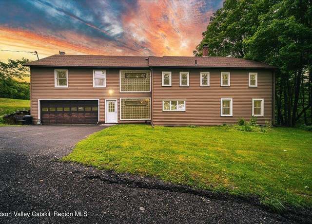Property at 10 Schillings Crossing Rd Rd, Canaan, NY 12029, 6 beds, 3 baths