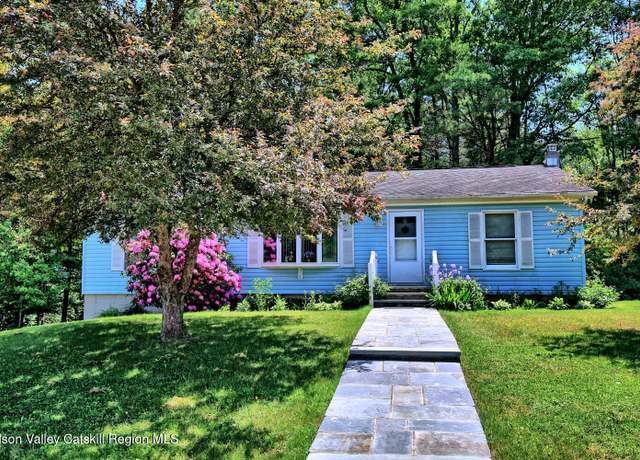 Property at 36 Banta Ln, Cairo, NY 12413, 3 beds, 2 baths