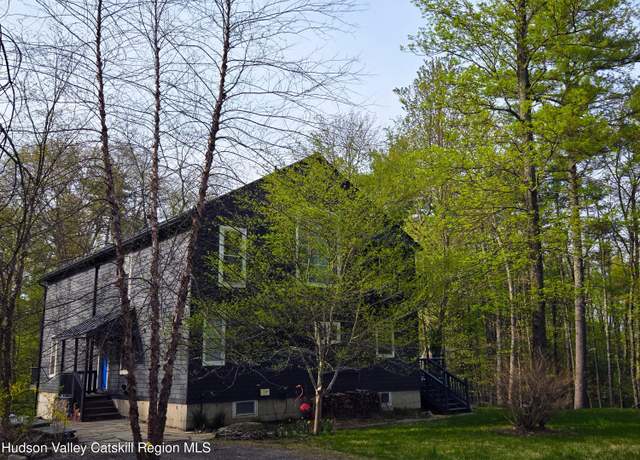 Property at 46 Sylken Ln, West Hurley, NY 12491, 4 beds, 3 baths