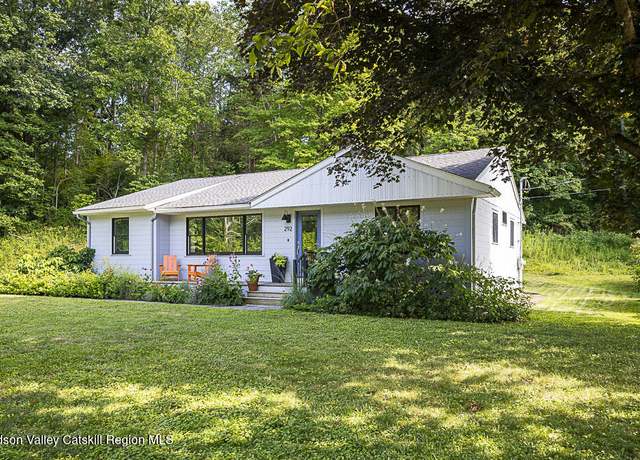 Property at 292 County Rte 27b, Hudson, NY 12534, 3 beds, 2.5 baths