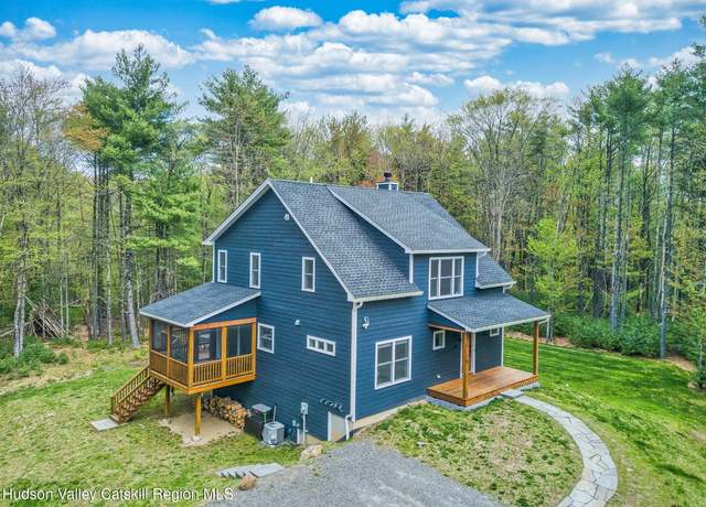 Property at 51 Houtman Rd, Saugerties, NY 12477, 4 beds, 3 baths