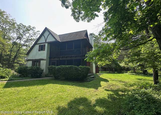Property at 83 West Saugerties Rd, Saugerties, NY 12477, 4 beds, 2.5 baths