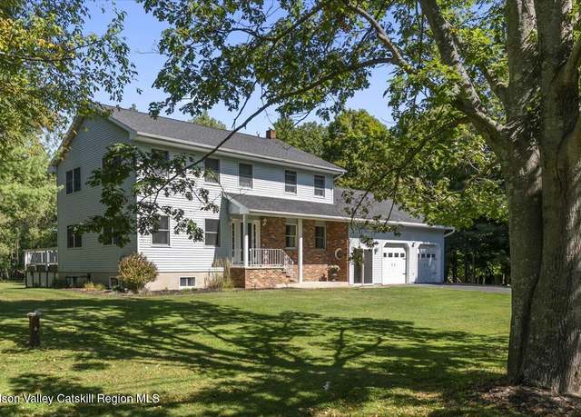 Property at 29 Stone Mountain Rd, Round Top, NY 12473, 3 beds, 2.5 baths