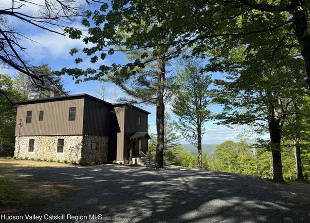 Property at 115 Schuyler Ave, Cragsmoor, NY 12420, 3 beds, 2.5 baths
