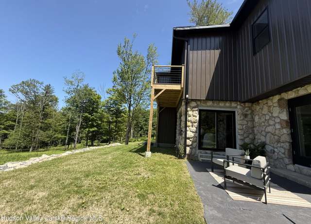 Property at 115 Schuyler Ave, Cragsmoor, NY 12420, 3 beds, 2.5 baths