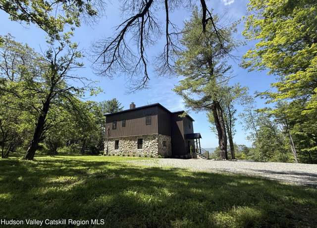 Property at 115 Schuyler Ave, Cragsmoor, NY 12420, 3 beds, 2.5 baths