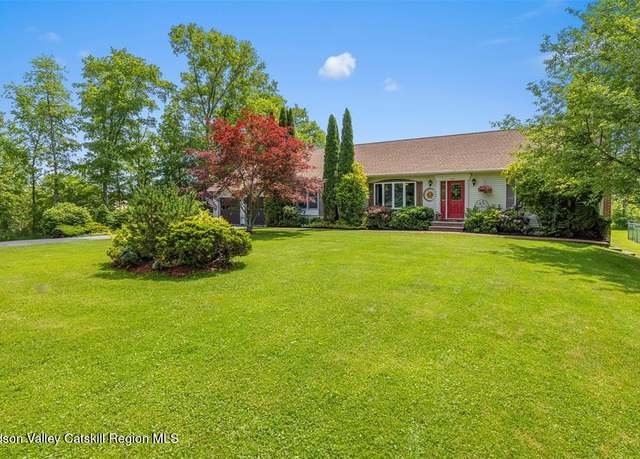 Property at 107 Burnt Meadow Rd, Gardiner, NY 12525, 3 beds, 2 baths