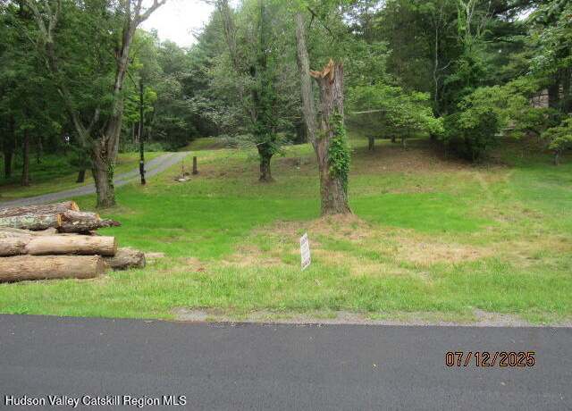 Property at 301 Mountain View Rd, Clinton Corners, NY 12514