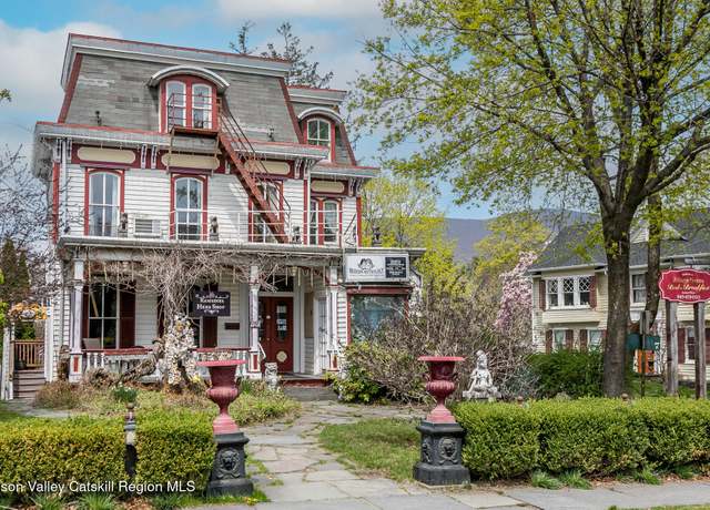 Property at 12 Tinker St, Woodstock, NY 12498, 4 beds, 5 baths
