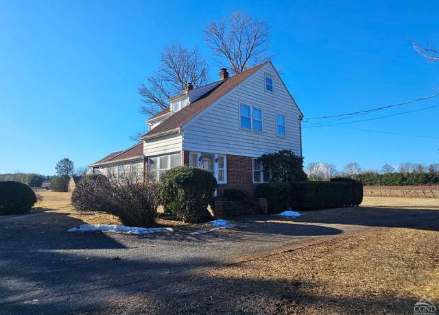 Property at 2322 US Route 9, Hudson, NY 12534, 3 beds, 1 bath