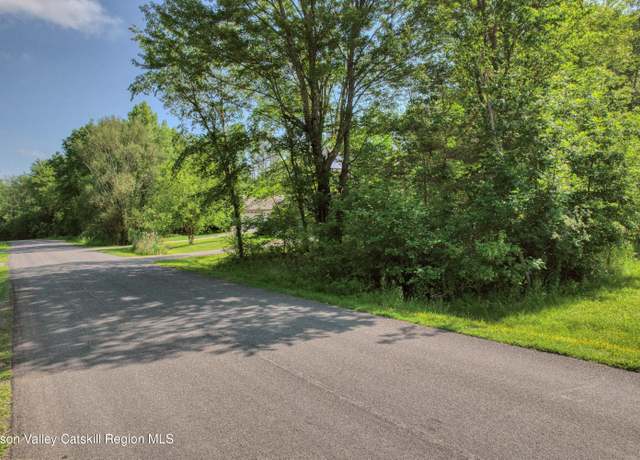 Property at 986 Sleepy Hollow Rd, Coxsackie, NY 12051