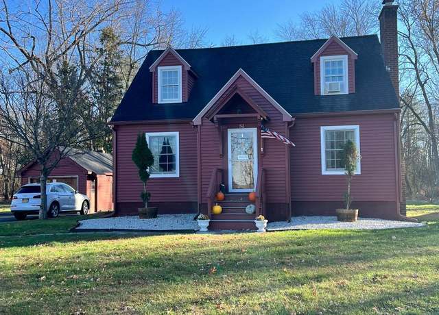 Property at 52 Van Dyck St, Coxsackie, NY 12051, 3 beds, 1.5 baths