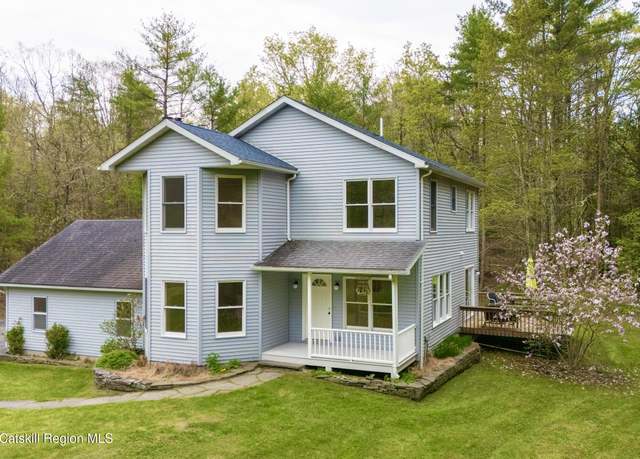 Property at 1531 Glasco Tpke, Saugerties, NY 12477, 4 beds, 2.5 baths