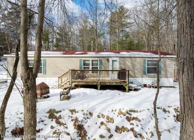 Property at 3964 Schoharie Tpke, Greenville, NY 12083, 3 beds, 2 baths