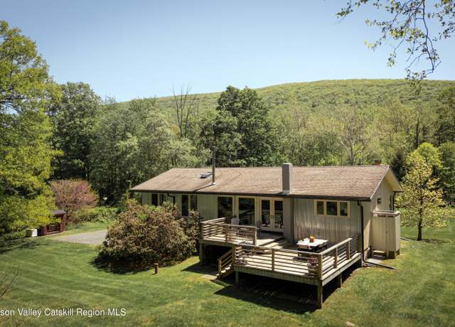 Property at 516 Watson Hollow Rd, West Shokan, NY 12494, 4 beds, 2 baths
