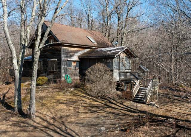 Property at 101 Old Road Rd, Grafton, NY, 3 beds, 2 baths
