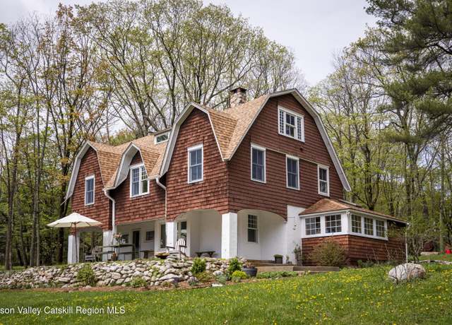 Property at 57 Dellenbaugh Rd Rd, Cragsmoor, NY 12420, 4 beds, 2 baths