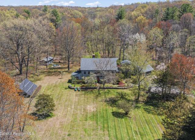 Property at 455 Post Hill Rd, Craryville, NY 12534, 6 beds, 3.5 baths