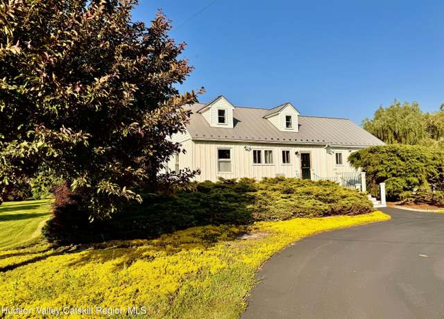 Property at 110 County Route 7a, Copake, NY 12516, 2 beds, 2.5 baths