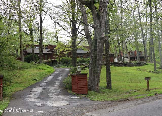 Property at 1474 High Falls Rd, Catskill, NY 12414, 10 beds, 10 baths