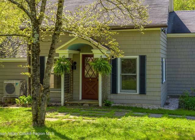 Property at 11351 State Rte 22, Austerlitz, NY 12017, 3 beds, 2.5 baths