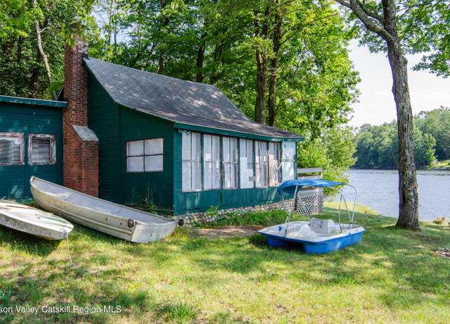 Property at 100 Harriman Ext Rd, Averill Park, NY 12018, 1 bed, 1 bath