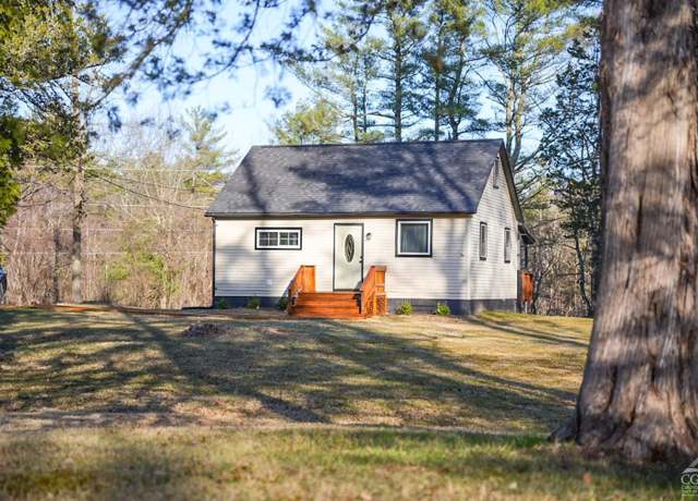 Property at 5318 Route 32, Catskill, NY 12414, 2 beds, 1 bath