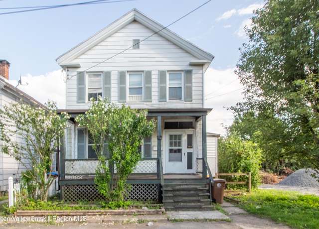 Property at 110 Greenkill Ave, Kingston, NY 12401, 2 beds, 1.5 baths