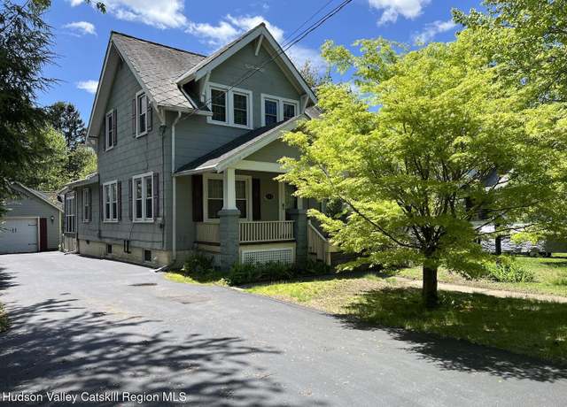 Property at 192 Mansion St, Coxsackie, NY 12051, 3 beds, 2 baths