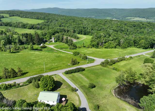 Property at 150 Sawchuck Rd, Ancram, NY 12502, 4 beds, 3 baths
