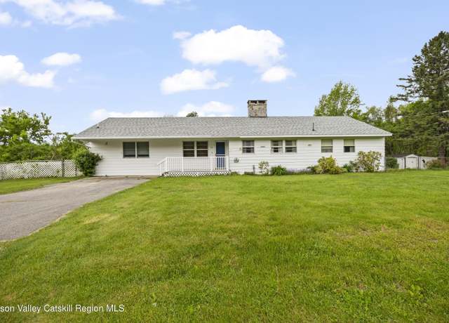 Property at 118 Yonderview Rd, Hillsdale, NY 12529, 3 beds, 1.5 baths