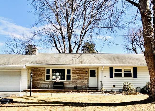 Property at 1018 Pine Place Pl, Kingston, NY 12401, 3 beds, 2 baths