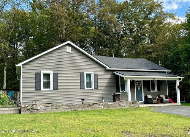 Property at 331 Fishcreek Rd, Saugerties, NY 12477, 3 beds, 2 baths