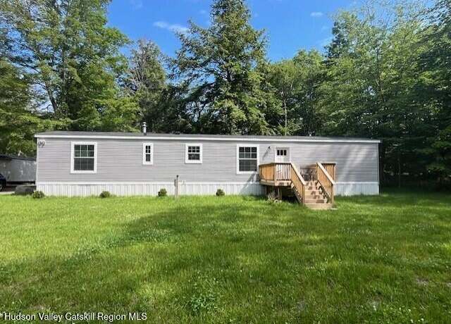 Property at 25 Oak Way, Stephentown, NY 12169, 1 bed, 2 baths