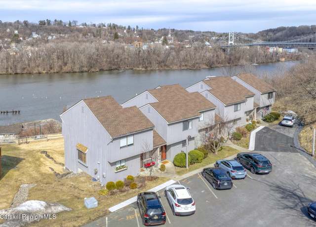 Property at 16 Rondout Hbr, Port Ewen, NY 12466, 2 beds, 1.5 baths