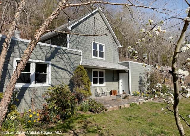 Property at 442 Lapla Rd, Kingston, NY 12401, 2 beds, 1 bath