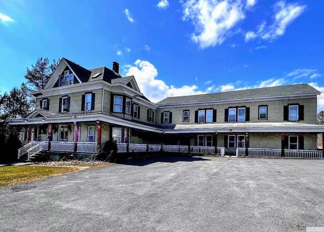 Property at 132 S Main St, Tannersville, NY 12485, 19 beds, 20.5 baths