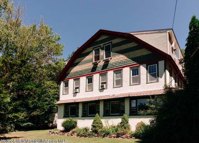 Property at 11 Highlands Rd, Highmount, NY 12441, 12 beds, 12 baths